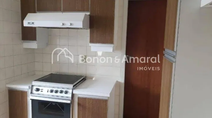 Imagem Apartamento com 3 Quartos e 2 banheiros à Venda, 110m² por R$ 630.000