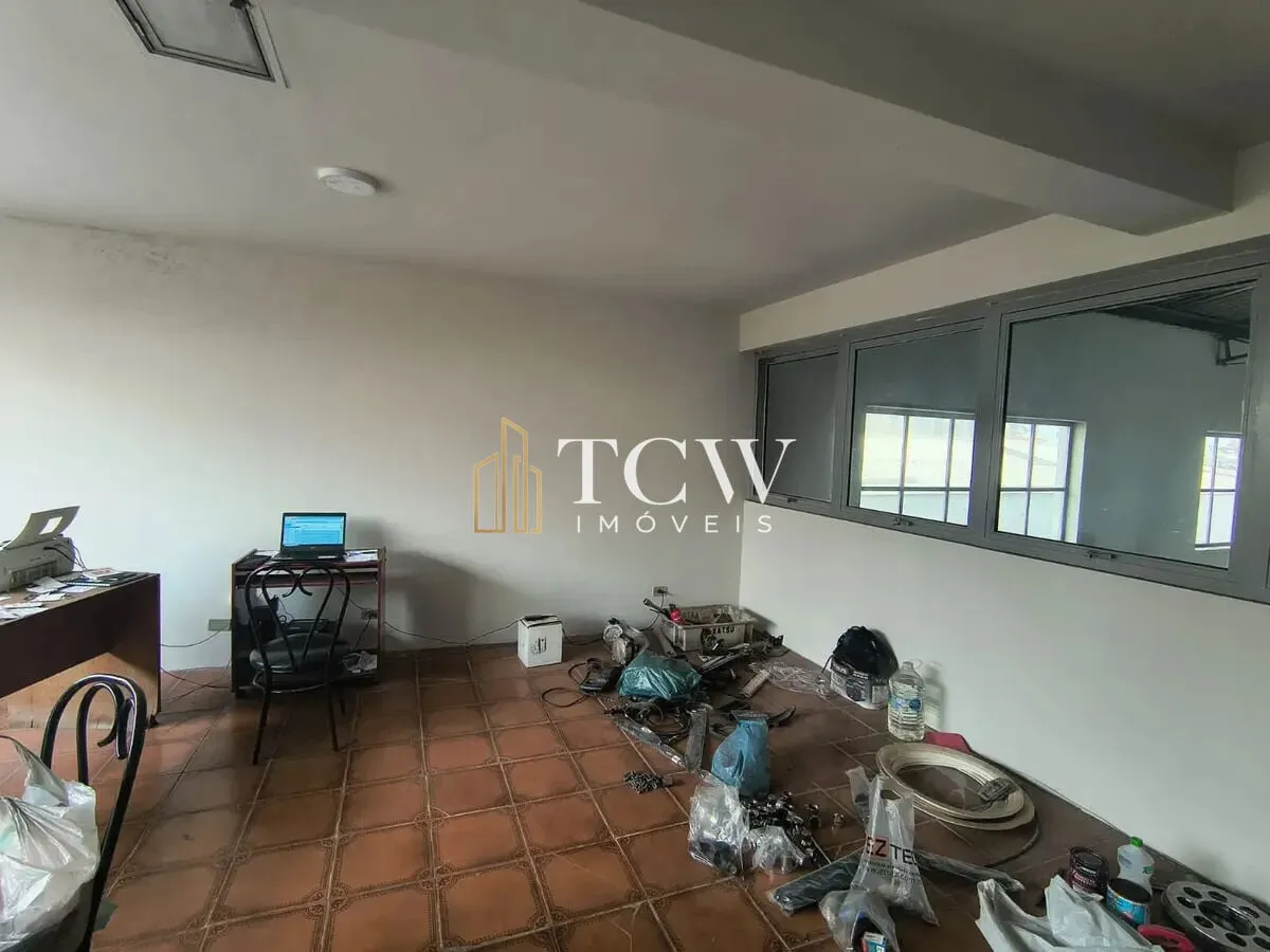 Imagem Galpão Comercial à Venda na Mooca | 217 m² de Terreno | Mezanino | São Paulo/SP