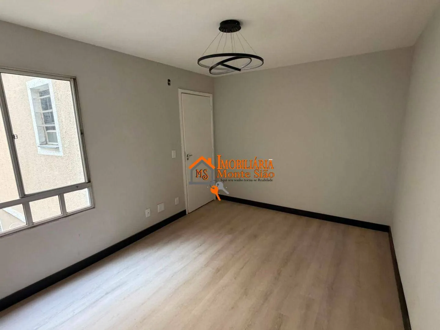 Imagem Apartamento com 2 dormitórios à venda, 45 m² por R$ 265.000,00 - Água Chata - Guarulhos/SP