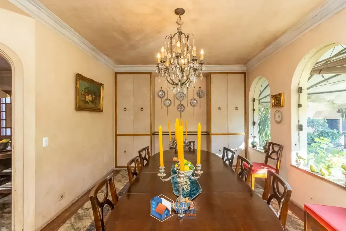 Imagem Casa para venda em Jardim Guedala com 5 quartos, sendo 2 suítes, 447m²
