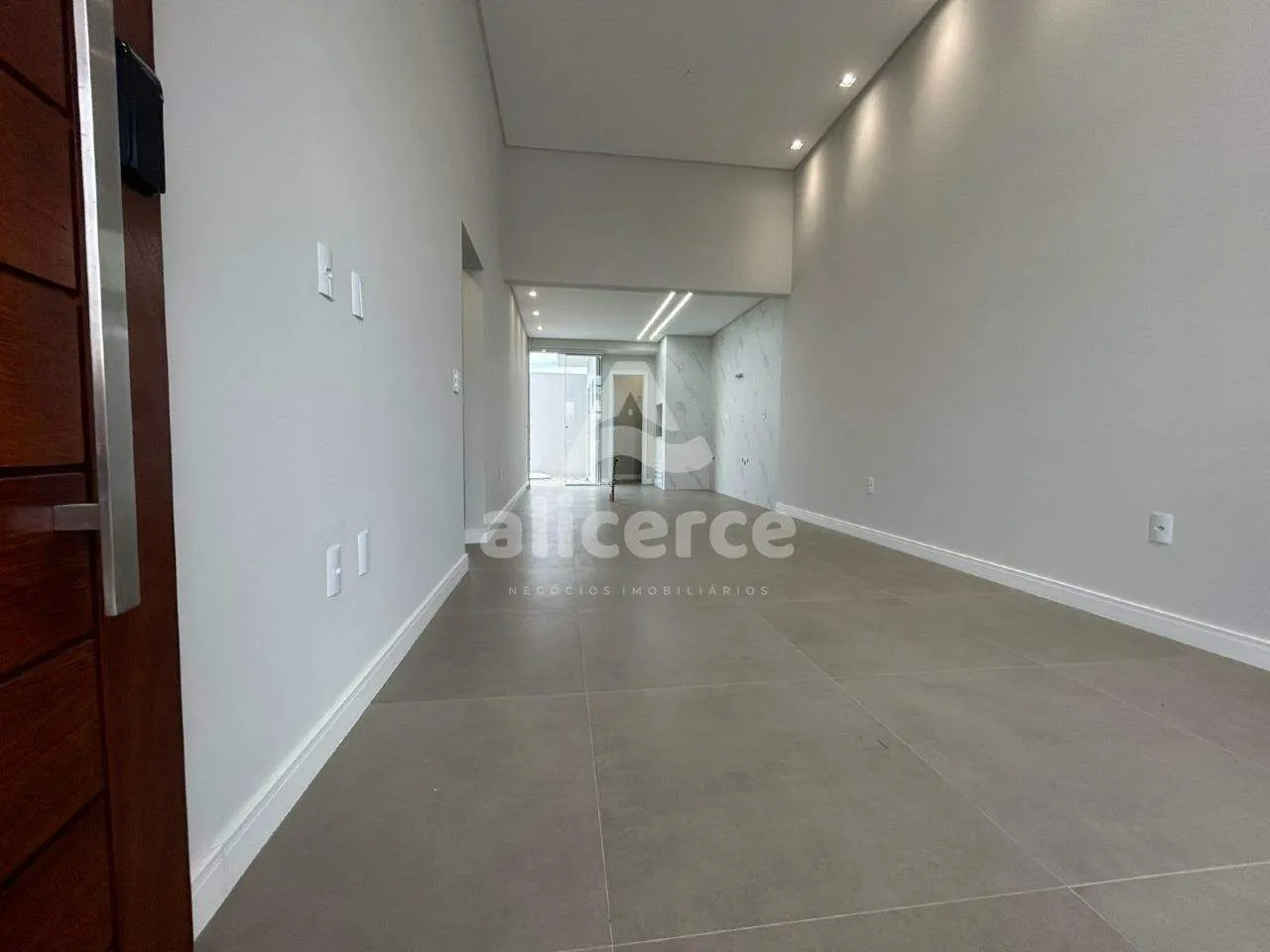 Imagem Casa à venda com 3 quartos I 1 suíte I 100m² I piscina I em Bela Vista Palhoça