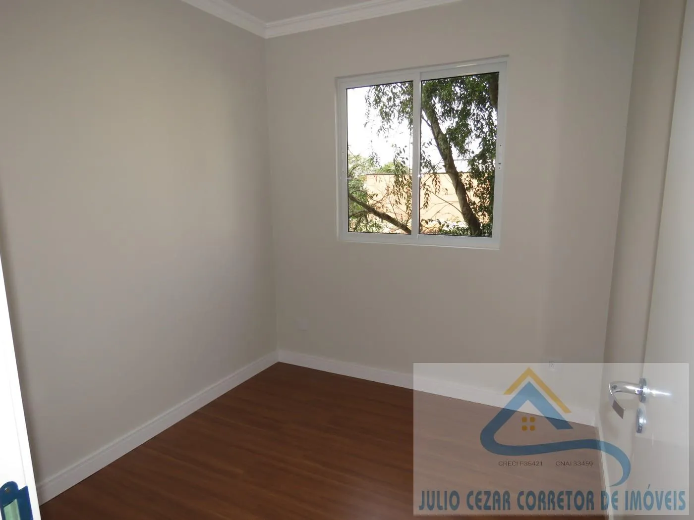 Imagem Apartamento para Venda em São José dos Pinhais, São Cristóvão, 3 dormitórios, 1 suíte, 2 banheiros, 1 vaga