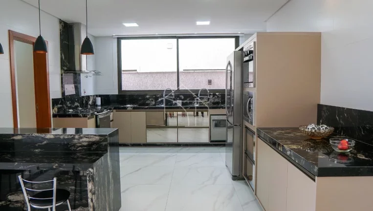 Imagem Luxuosa Casa à Venda no Condomínio Resort Boulevard Lagoa – Serra, ES
