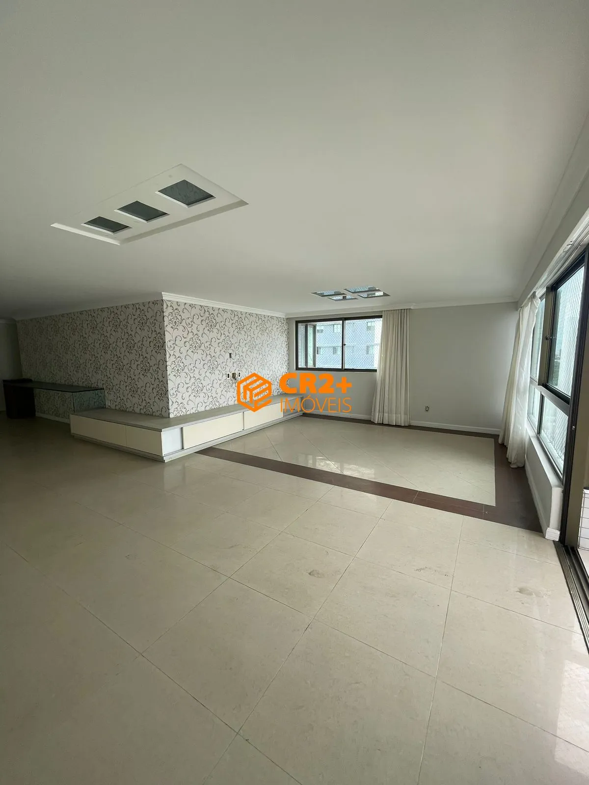 Imagem Vendo apartamento em boa viagem próximo do colegio santa maria, 189m2 com 4 quar