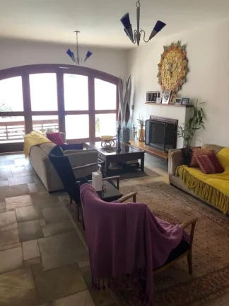 Imagem Casa no Res. Alpha 3 - 341m²