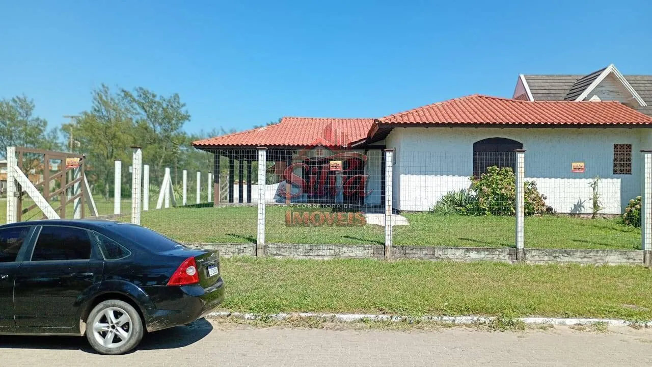 Imagem 1141 |Casa 6 Dormitórios a 60m do Mar