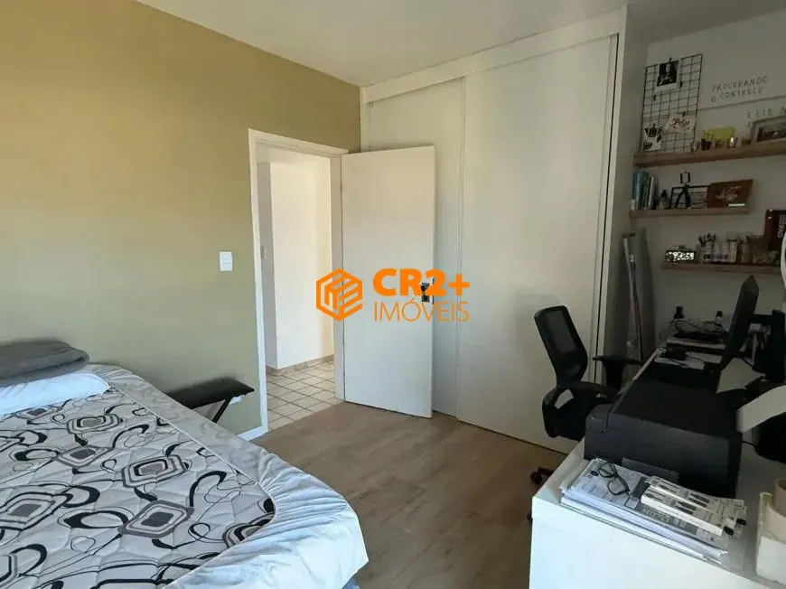 Imagem Vendo excelente apartamento beira mar de Candeias com 3 quartos e 2 vagas de gar
