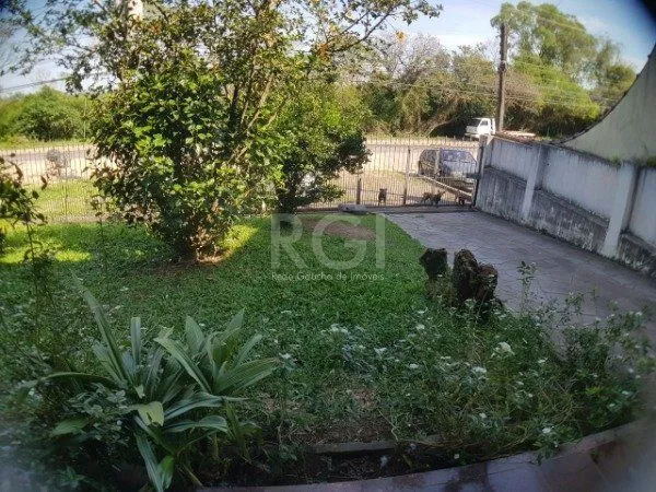 Imagem Casa para Venda - 252m², 3 dormitórios, 2 vagas - Belém Novo