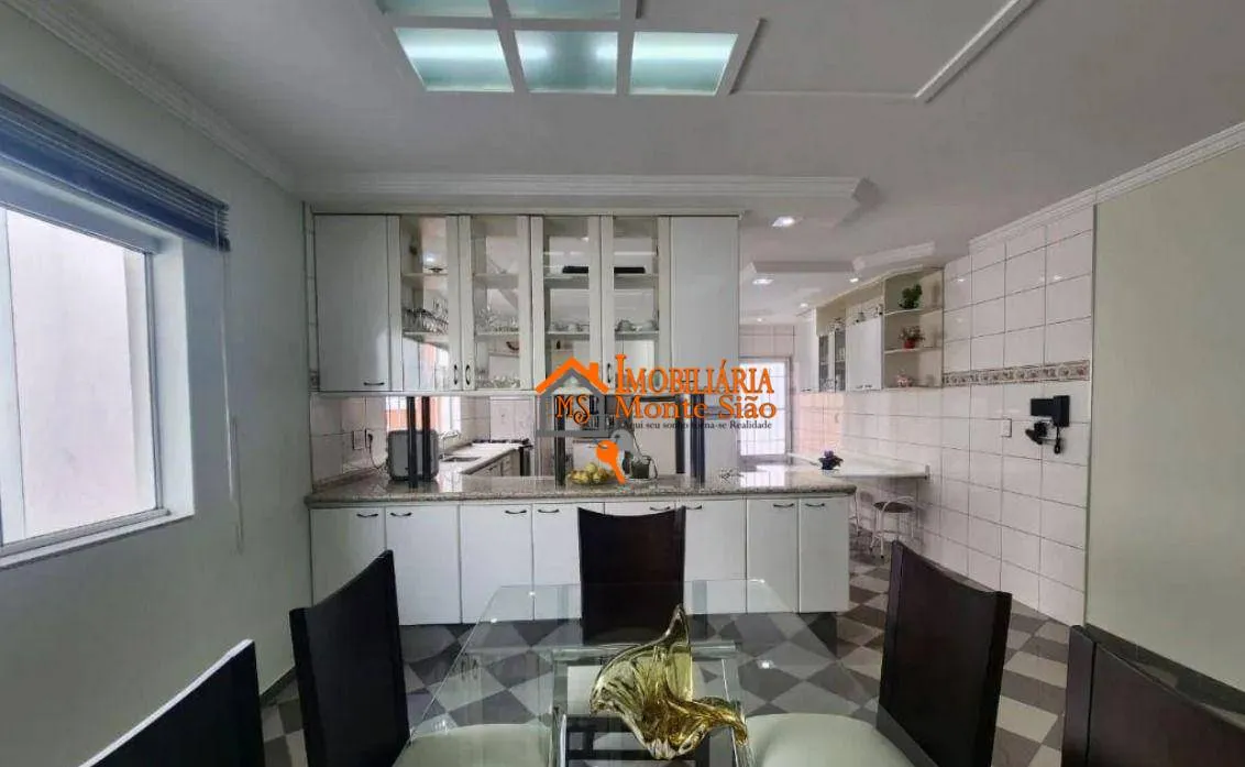 Imagem Casa com 3 dormitórios à venda, 350 m² por R$ 1.550.000 - Vila Bremen - Guarulhos/SP