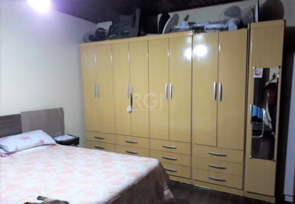 Imagem Casa para Venda - 90m², 2 dormitórios, 2 vagas - Cristal
