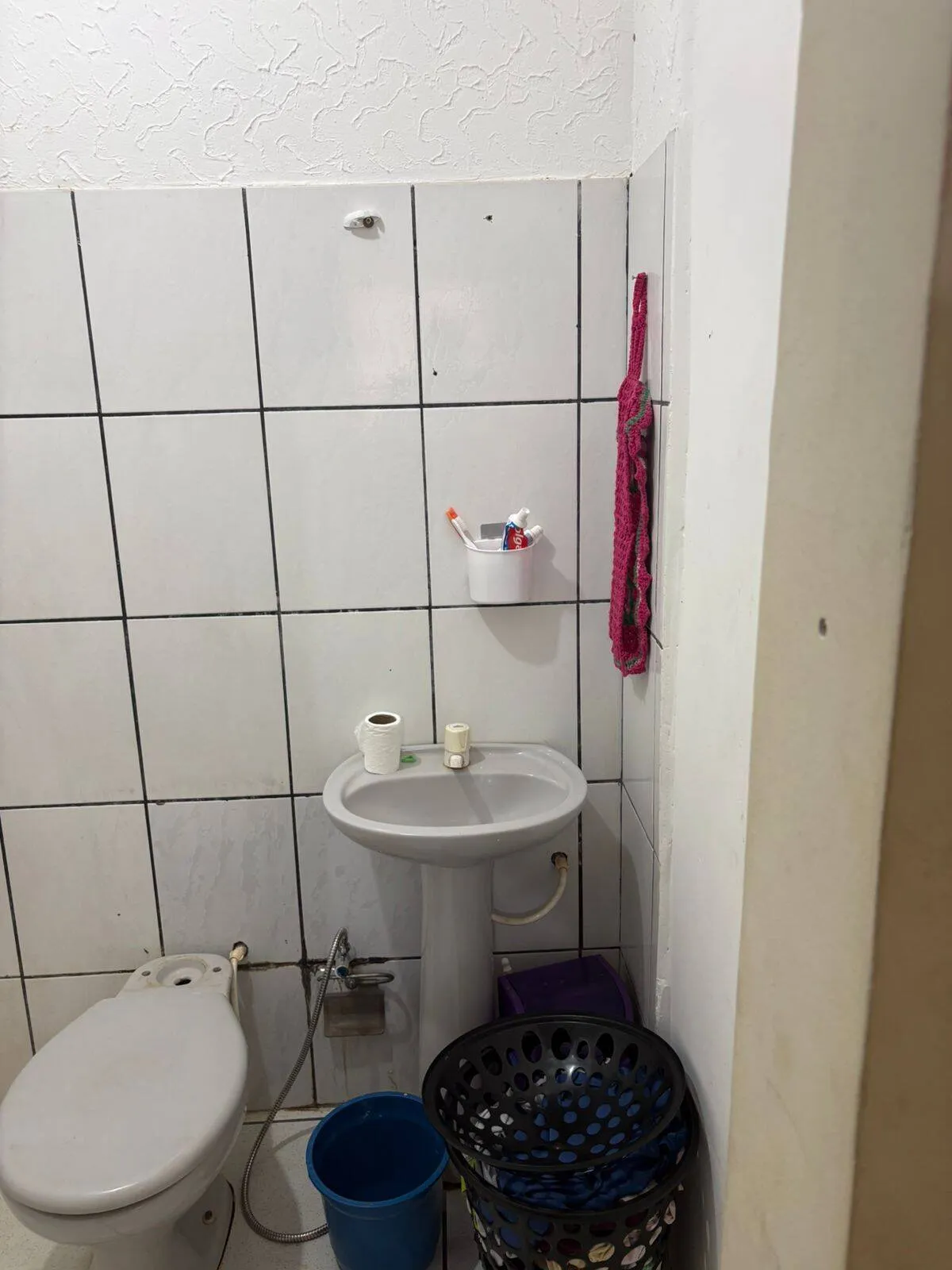 Imagem Casa + 2 Salões Comerciais na Cohab Canellas