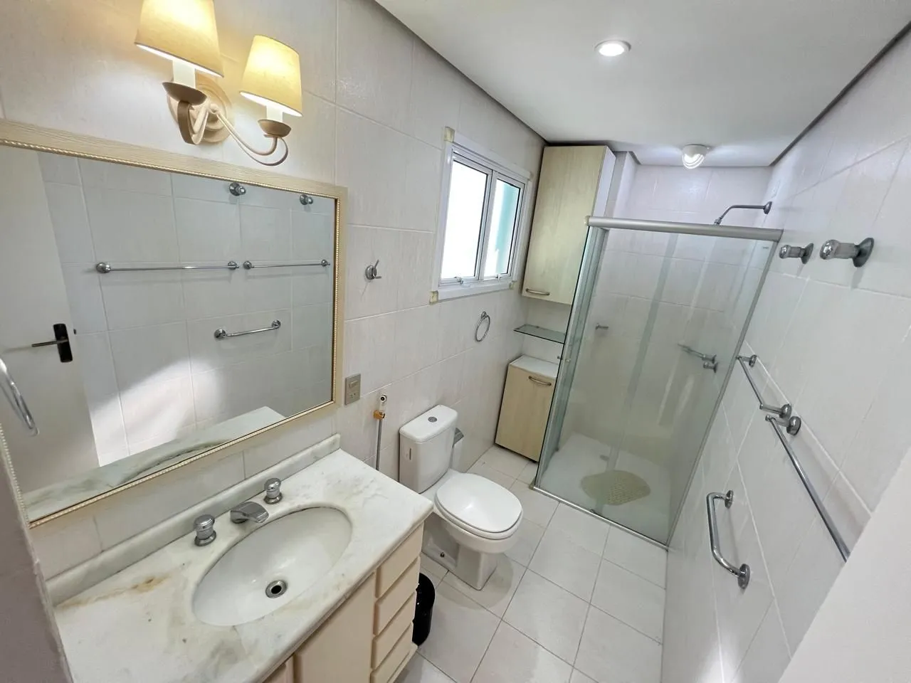 Imagem Apartamento à venda em Torres, Praia Grande, com 3 quartos