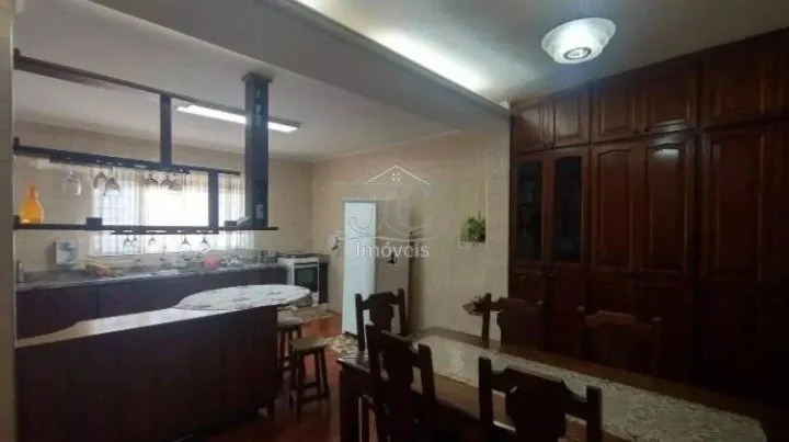 Imagem CASA À VENDA NO JARDIM MIRANDA, EM FRENTE AO SHOPPING UNIMART.