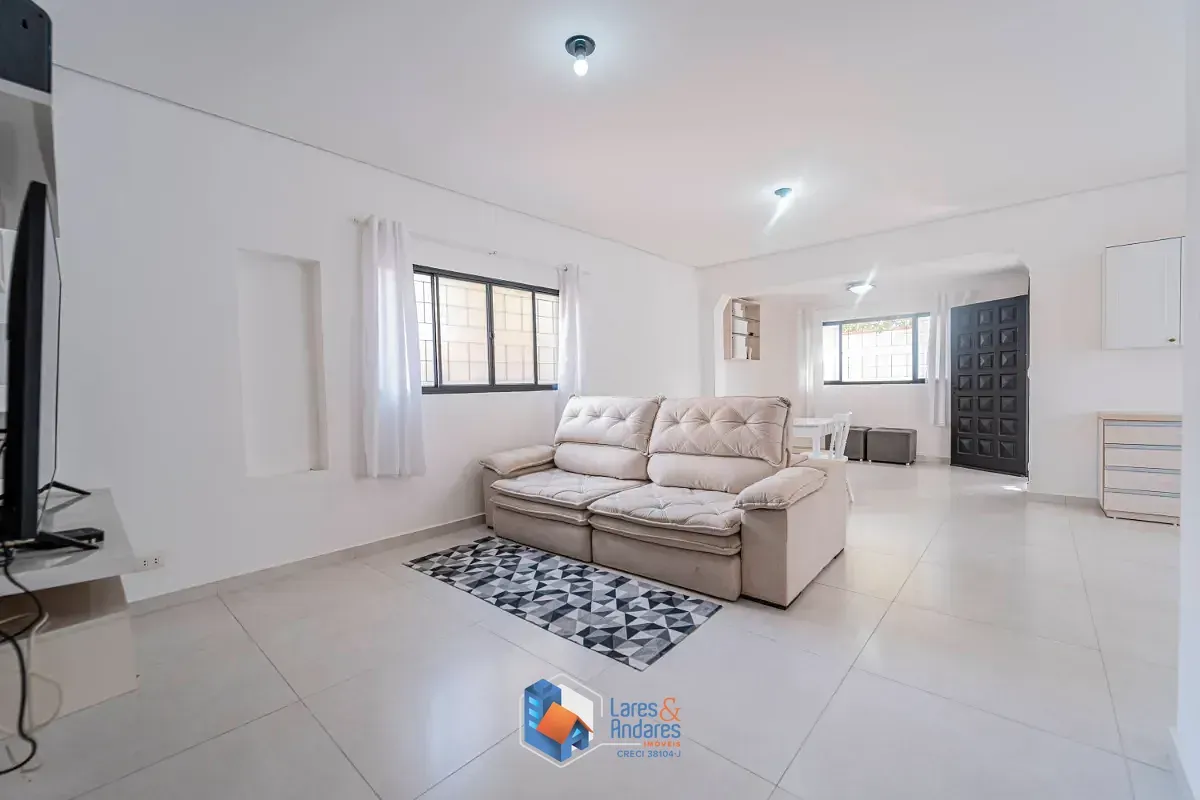 Imagem Casa de vila para venda em Chácara Monte Alegre com 3 quartos, sendo 2 suítes, 250m²