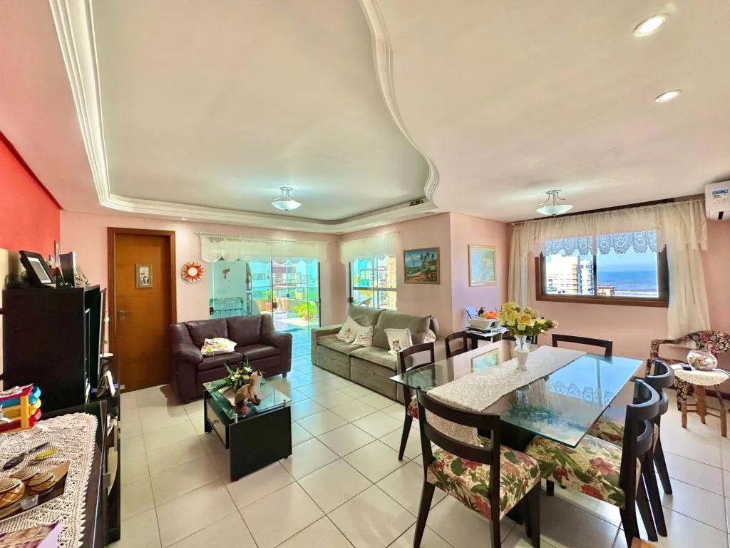 Imagem Apartamento 4 Dormitórios - Bairro Centro