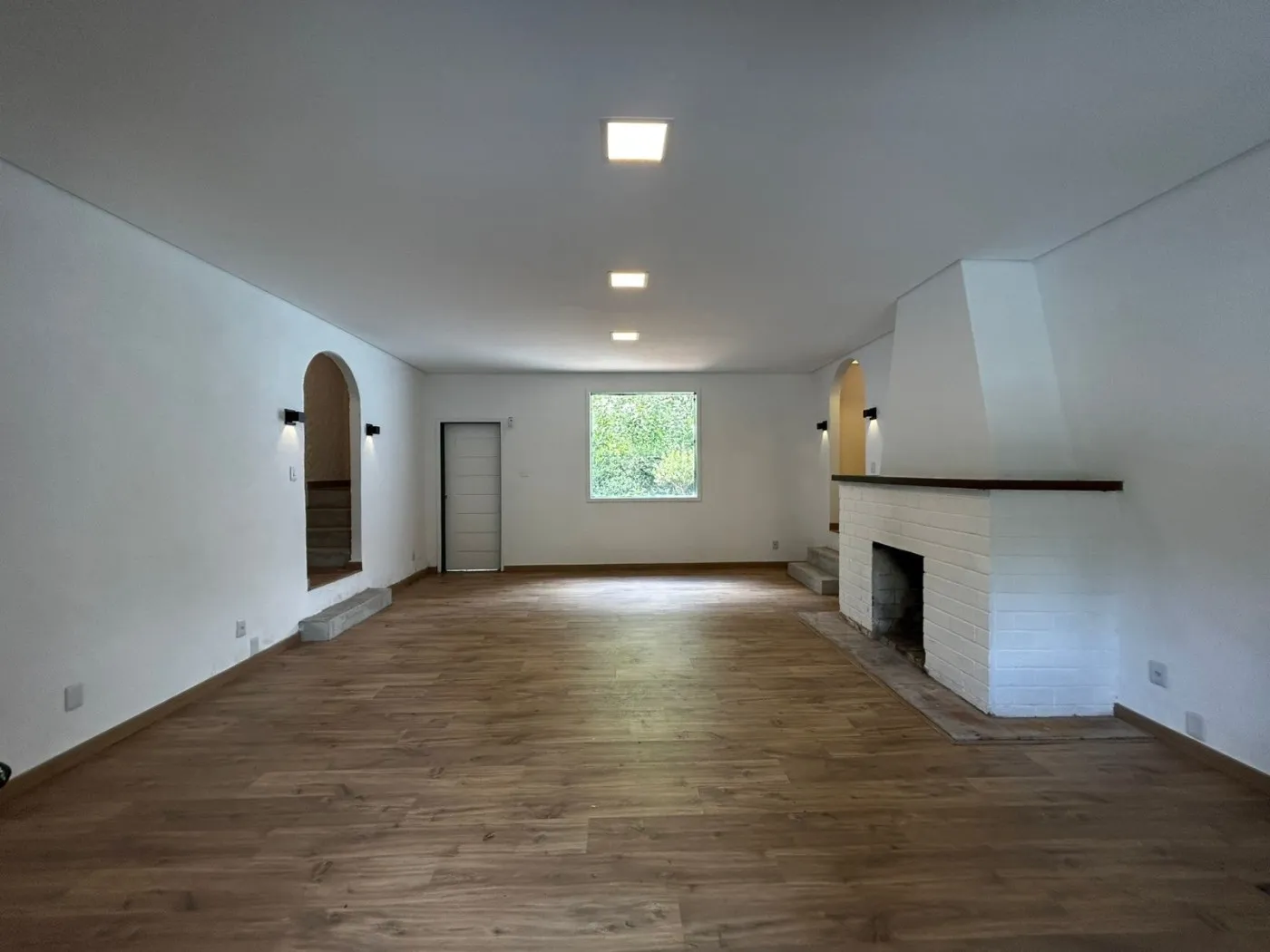 Imagem Casa para Venda em Petrópolis / RJ no bairro Fazenda Inglesa