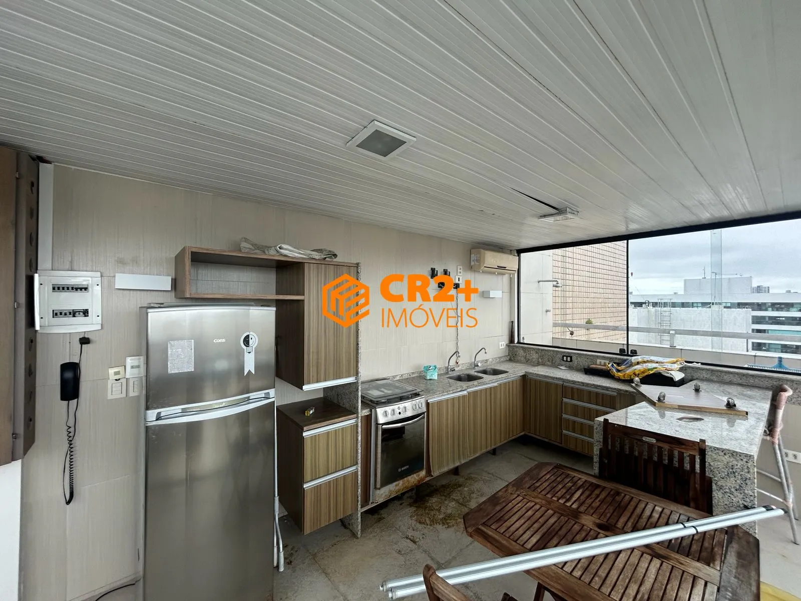 Imagem Vendo Luxuosa Cobertura Triplex 475m² | Privacidade e Conforto no Espinheiro
