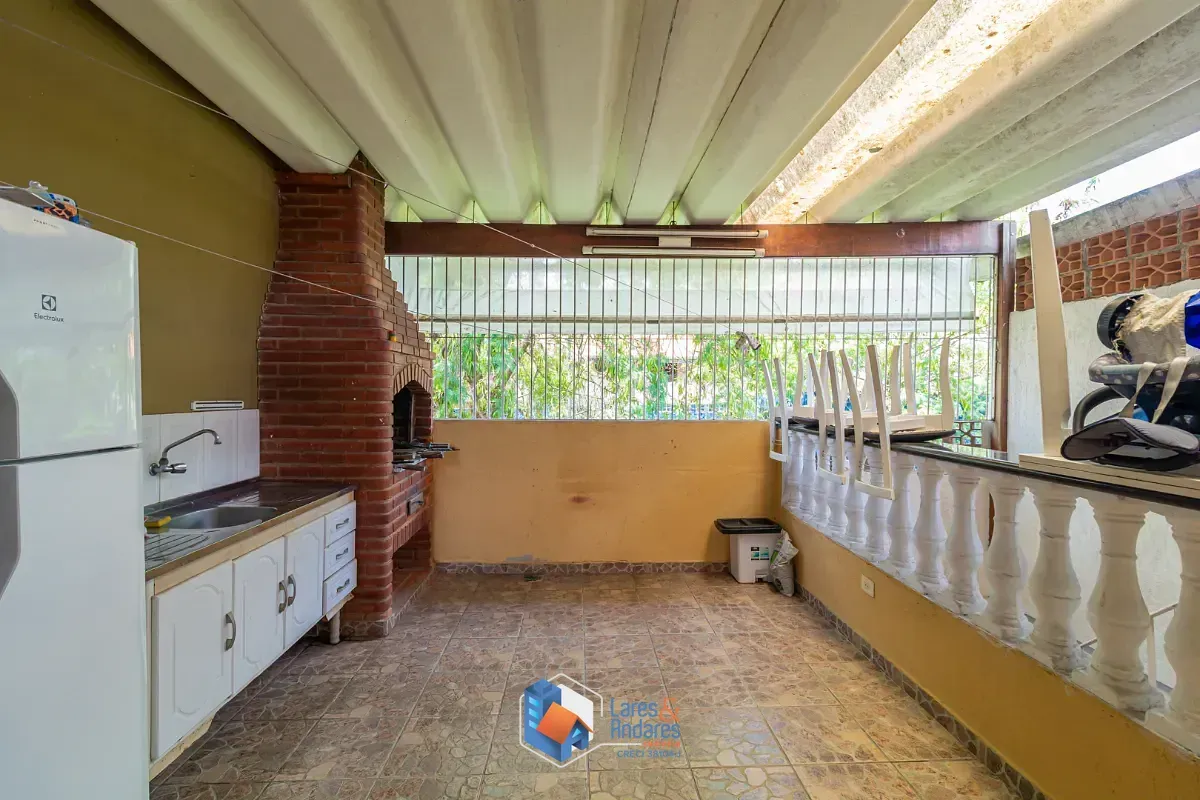 Imagem Casa para venda em Jardim Sabará com 3 quartos, 120m²