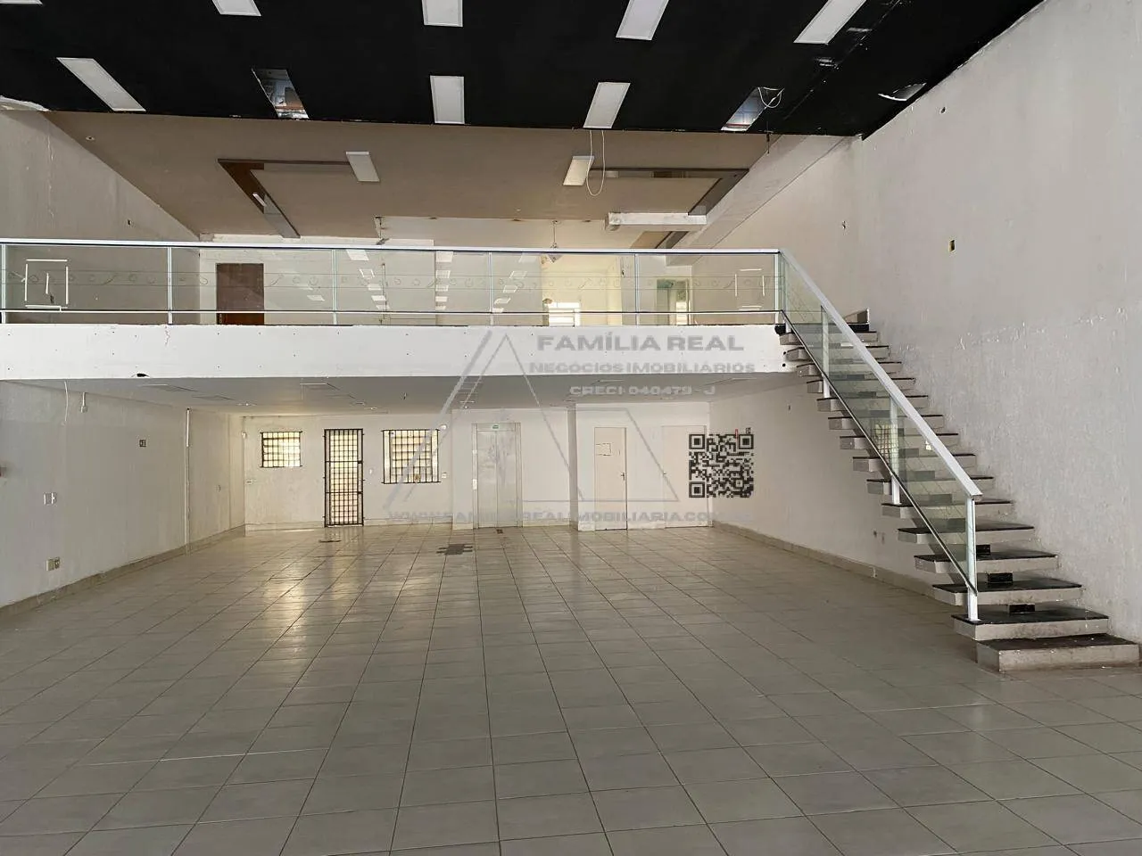 Imagem Prédio comercial, com 800,00M² de área, para locação, no Artur Alvim.