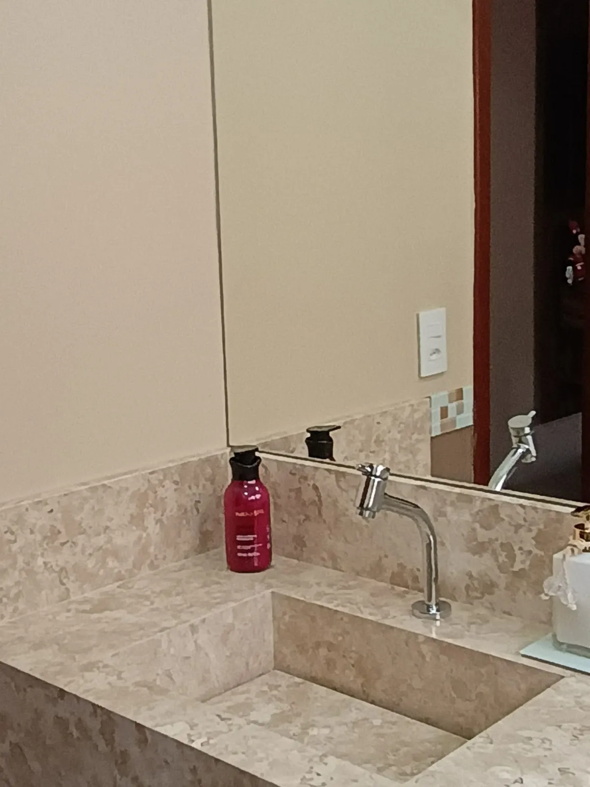 Imagem Casa térrea à venda localizada na zona industrial de 162M²