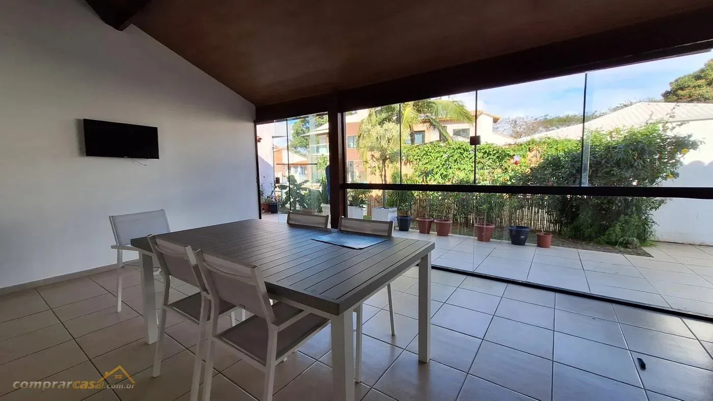 Imagem Casa em Canal Navegável na Ogiva, Cabo Frio/RJ