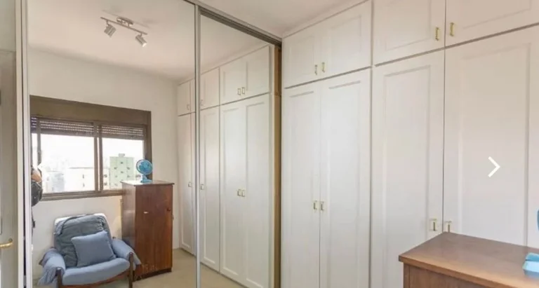 Imagem Apartamento 196M², 3Q, 3 Suítes, 4 Banheiros, 3 Vagas, Sala espaçosa, piscina aquecida, academia, brinquedoteca, playground, churrasqueira.
