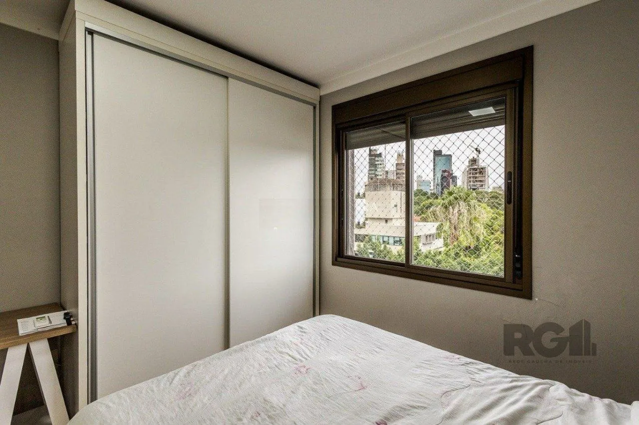 Imagem Apartamento 2 dormitórios, sendo 1 suíte, 63,88 m² de área privativa e 1 vaga(s) de garagem. Localizado na Rua/Av. Luzitana, no bairro Higienópolis em Porto Alegre.