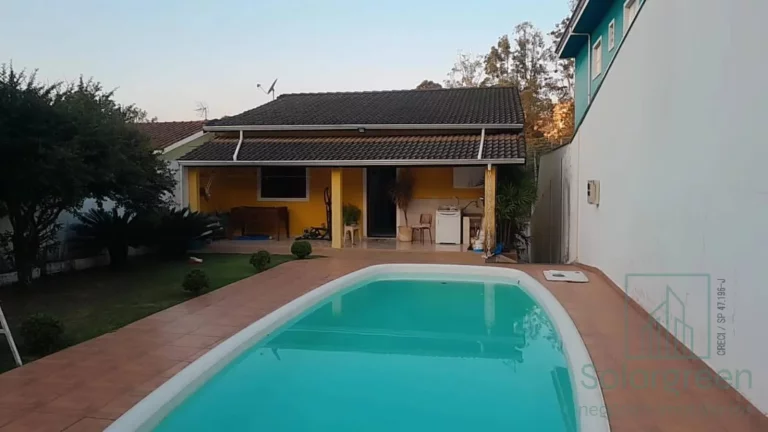 Imagem Sobrado c/ 4 dormitórios, seno 1 suíte, à Venda, 244,78 m²