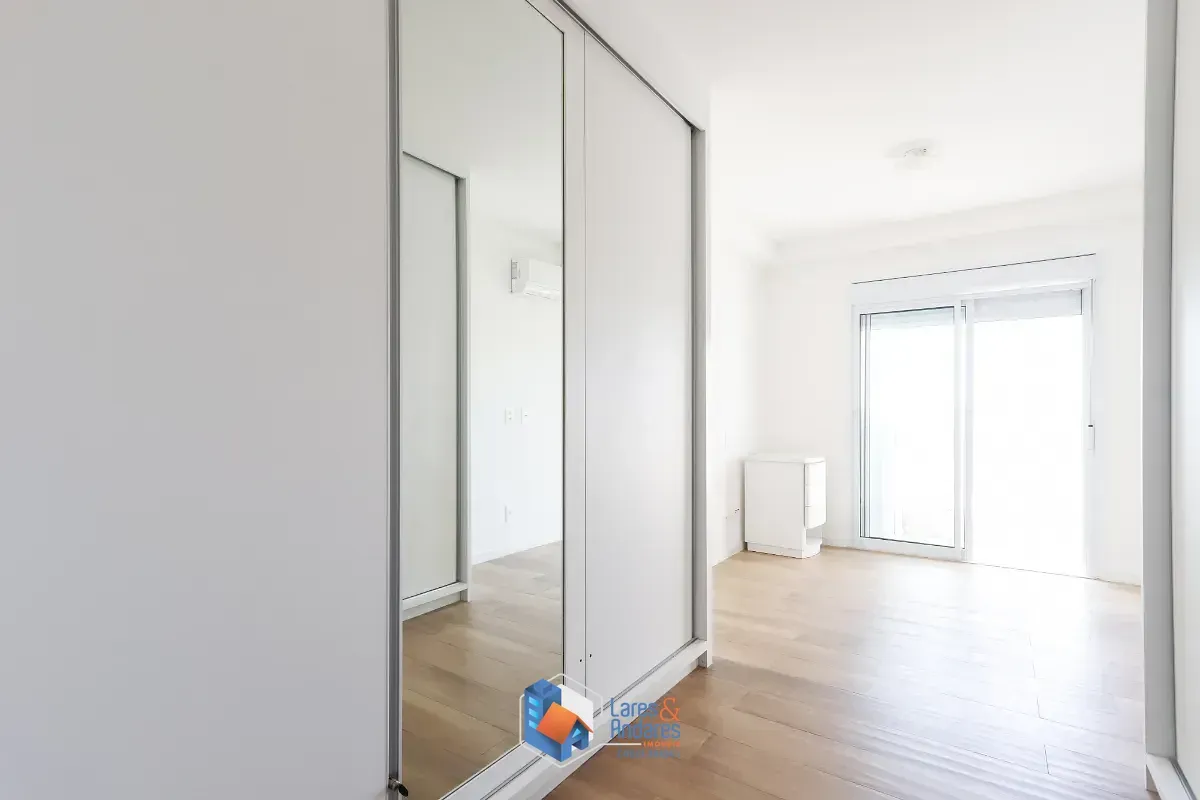 Imagem Apartamento para venda em Vila Anastácio com 3 quartos, sendo 3 suítes, 136m²