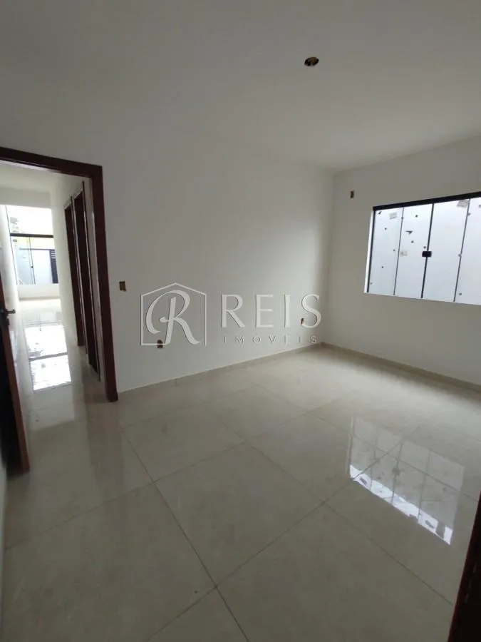 Imagem Casa para Venda em Rio das Ostras, Maria Turri, 2 dormitórios, 1 suíte, 2 banheiros, 1 vaga