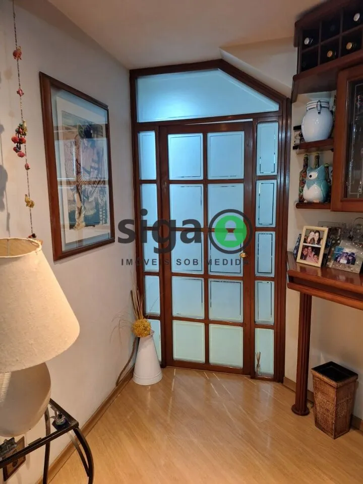 Imagem CASA SOBRADO COM 3 QUARTOS PARA VENDA INTERLAGOS