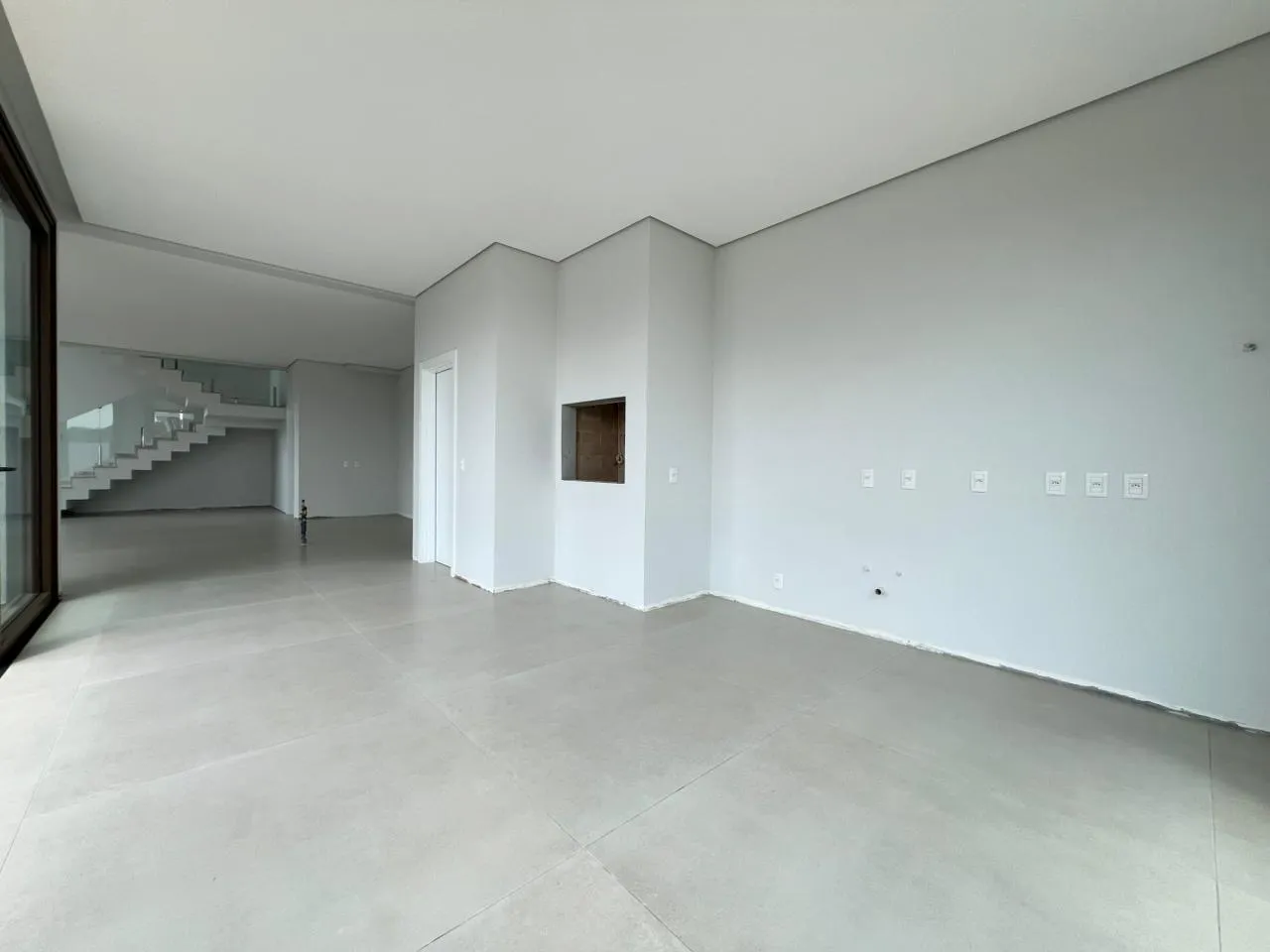 Imagem Casa à venda com 319m2 por R$ 5.500.000,00