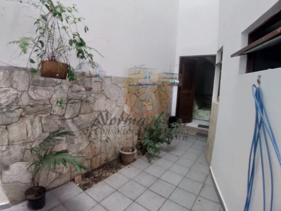 Imagem Oportunidade Única: Prédio Comercial à venda no Bairro São José, Aracaju-SE. 10 quartos, 5 suítes, 4 salas, 11 banheiros, 8 vagas de garagem.