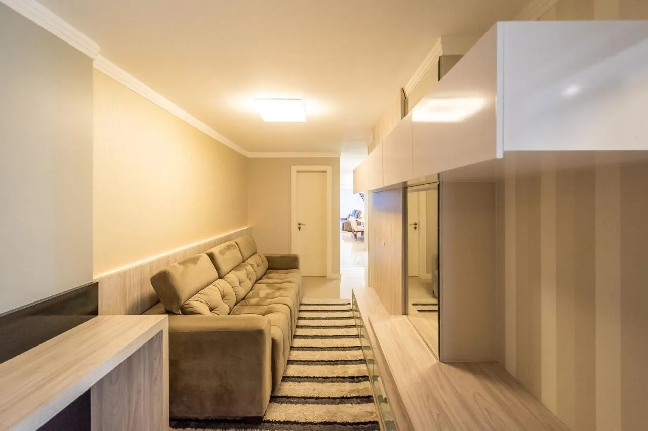 Imagem Apartamento com vista para o mar à venda com 202m2 por R$ 3.900.000,00