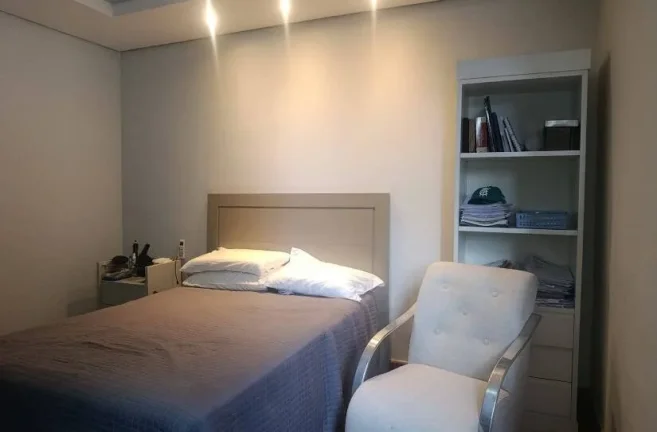 Imagem Apartamento Duplex 4 Quartos com Ar Condicionado - Suíte Master - 4 Vagas