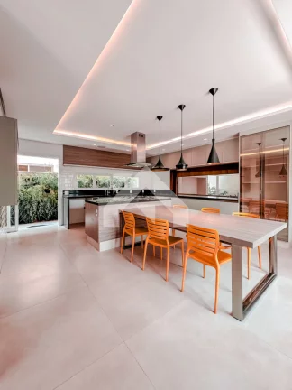 Imagem Casa de Condomínio em Residencial Tambore - Barueri