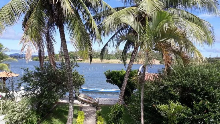 Imagem Casa duplex com 4 dormitórios à venda, Ponta do Ambrósio