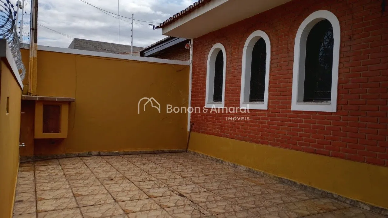 Imagem Casa Ampla e Confortável à Venda - Santa Cecília / Paulinia -SP