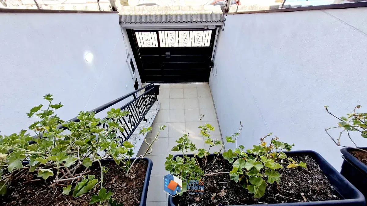 Imagem Sobrado para venda em Tucuruvi com 3 quartos, sendo 3 suítes, 144m²