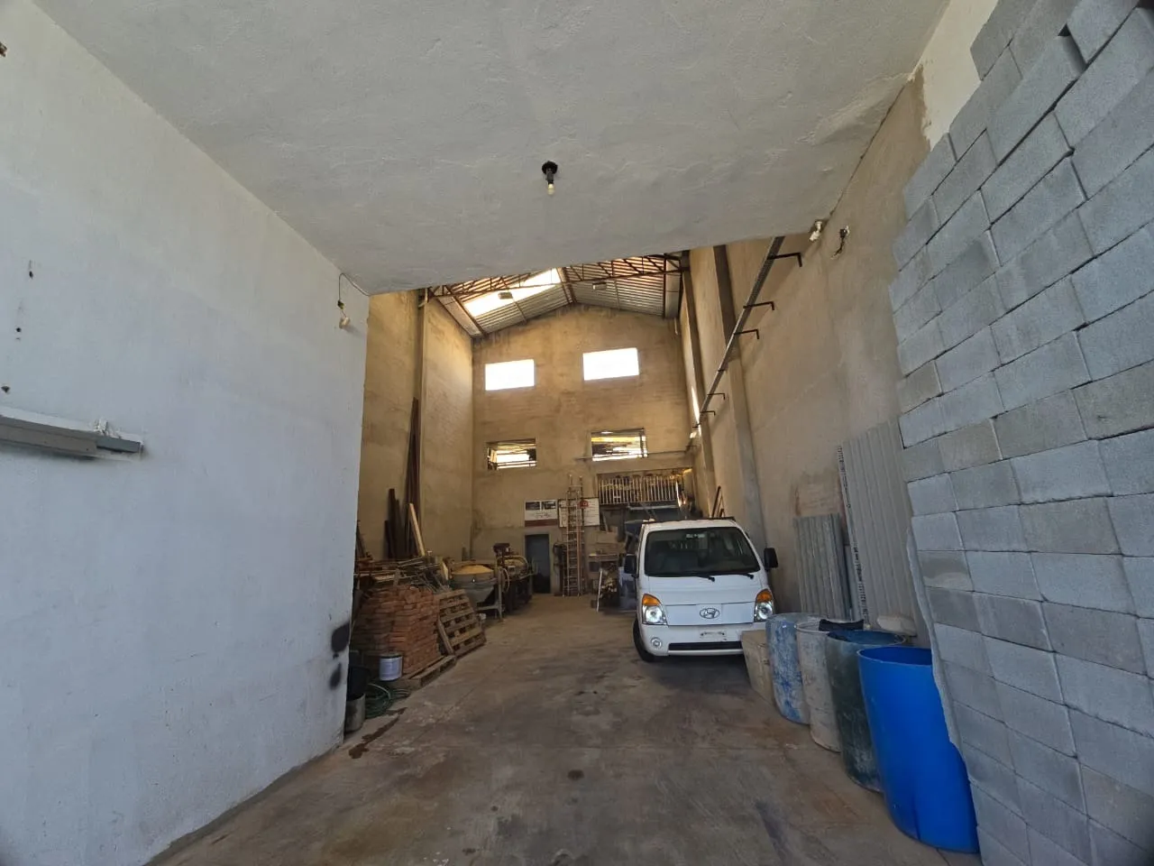Imagem Barracão de 352,65m² de Área construída Localizada no Wanel Ville - SOROCABA/SP!