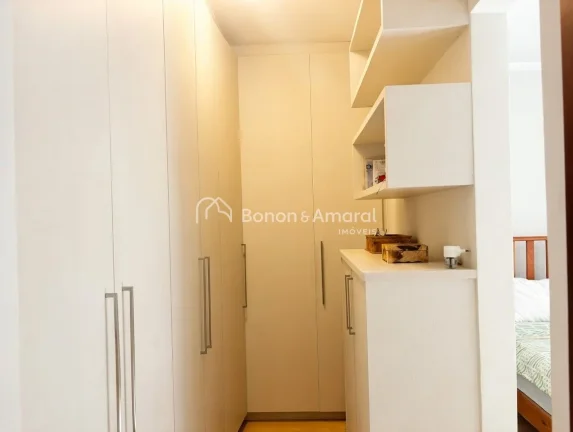 Imagem Casa à venda em Sousas, no San Conrado, em localização cercada por verde e com vista aberta para ...