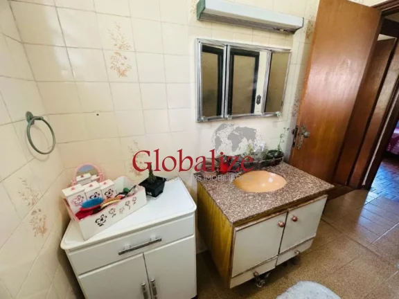 Imagem Apartamento com 2 dormitórios garagem suficiente no bairro do Gonzaga em Santos valor de venda R$380.000,00