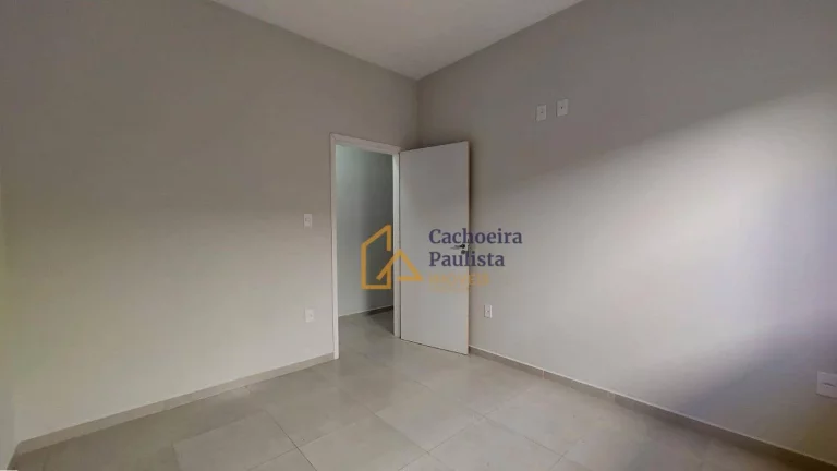 Imagem Casa com 2 dormitórios à venda - Margem Esquerda - Cachoeira Paulista/SP