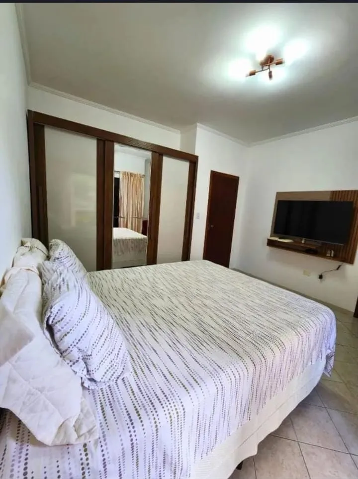 Imagem Impecável Casa na Praia Grande - GUILHERMINA