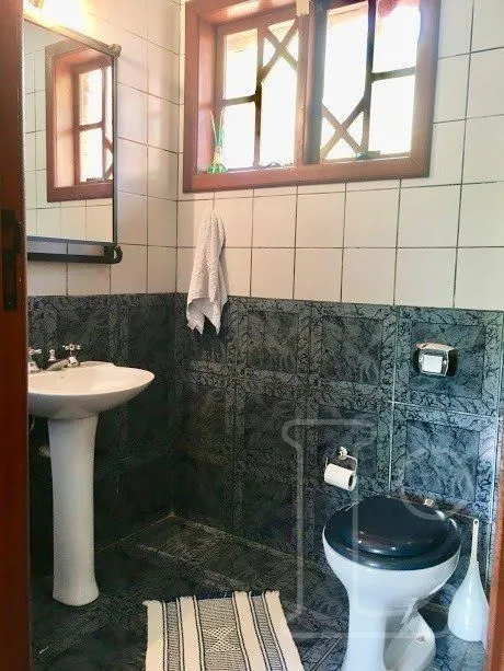 Imagem Casa para Venda - 570m², 3 dormitórios, sendo 1 suites, 2 vagas - Hípica