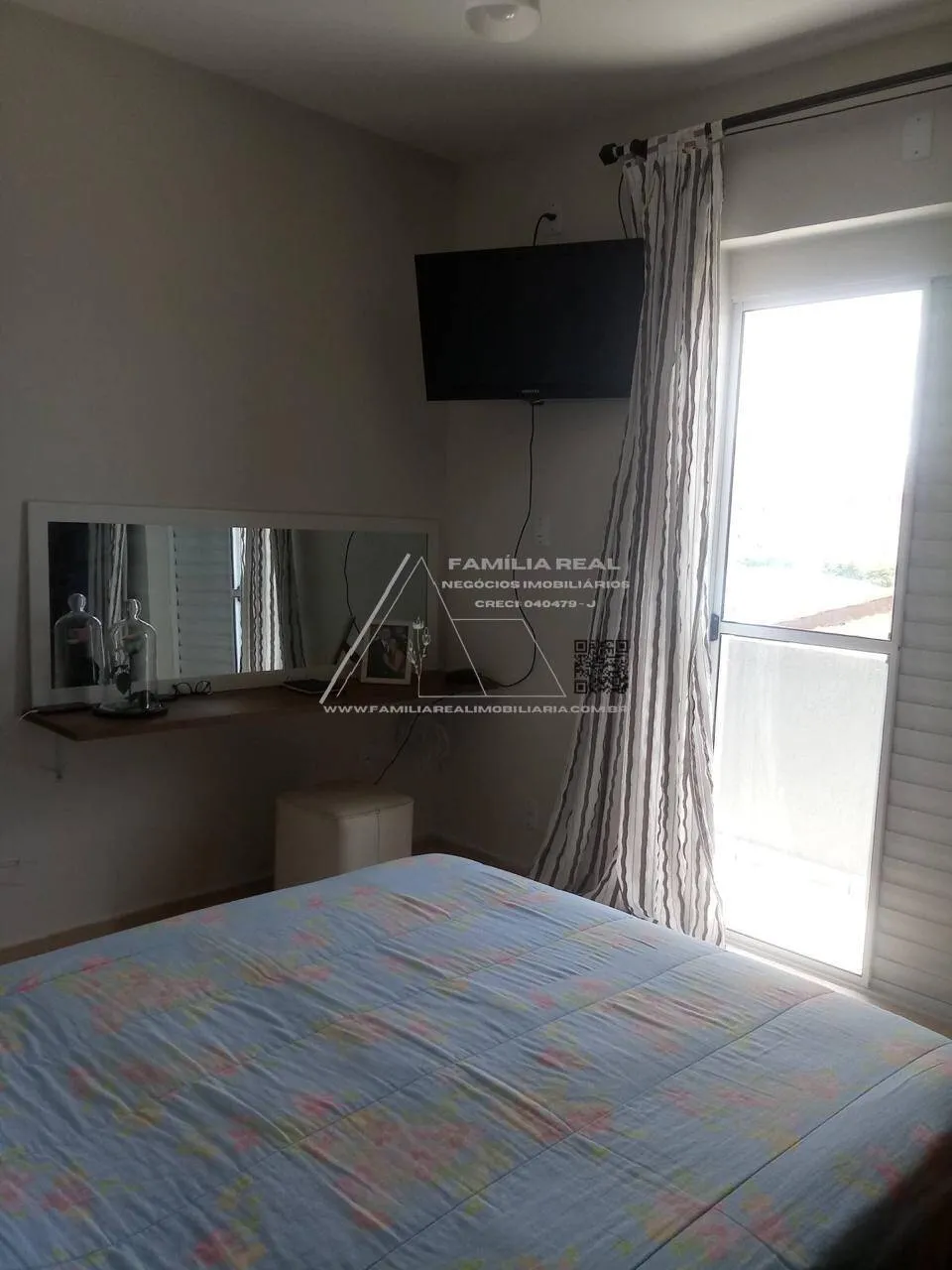 Imagem Sobrado com 3 dormitórios, 01 vaga coberta, a venda na Vila Talarico.