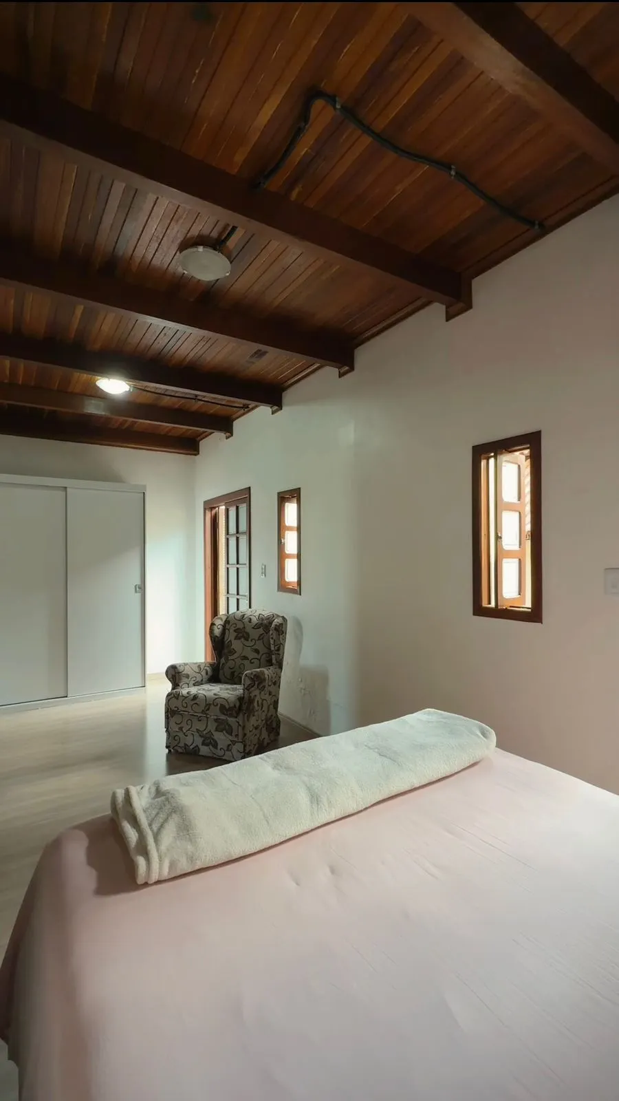 Imagem Excelente casa para venda com edicula e sotão. Entrar e morar!