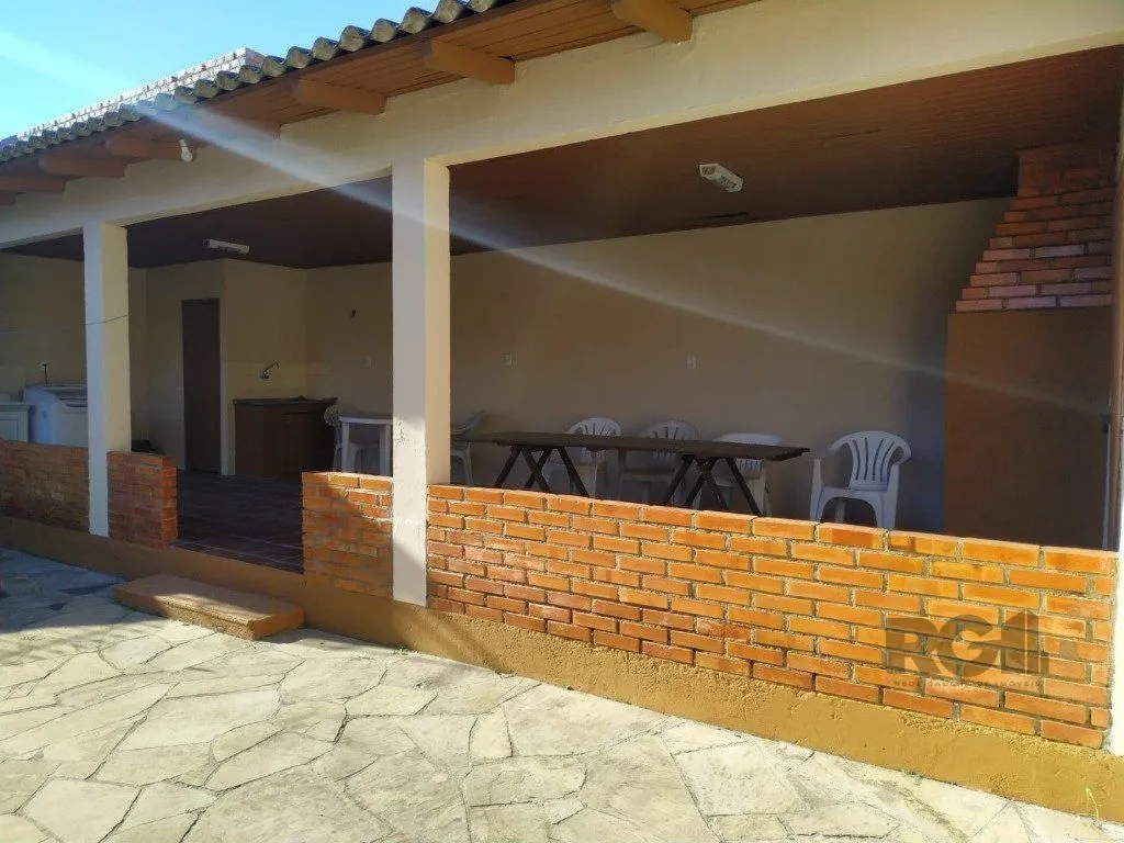 Imagem Casa térrea em ótimo estado.