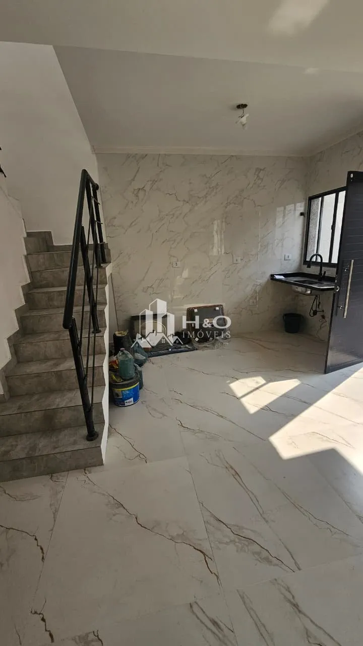 Imagem Sobrado à Venda com 2 Dormitórios, 2 Vagas e Quintal - 90m² - R$ 479.000 - Vila Campanela