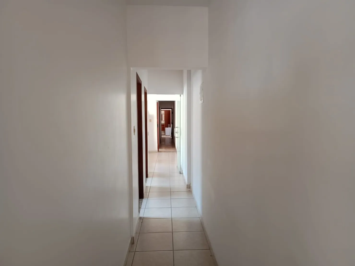 Imagem Comercial para Locação 210M², Centro, Taubaté - SP
